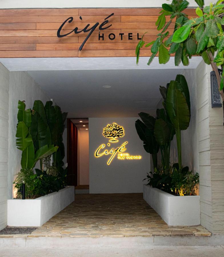 Ciye Hotel 圣法兰西斯克 外观 照片